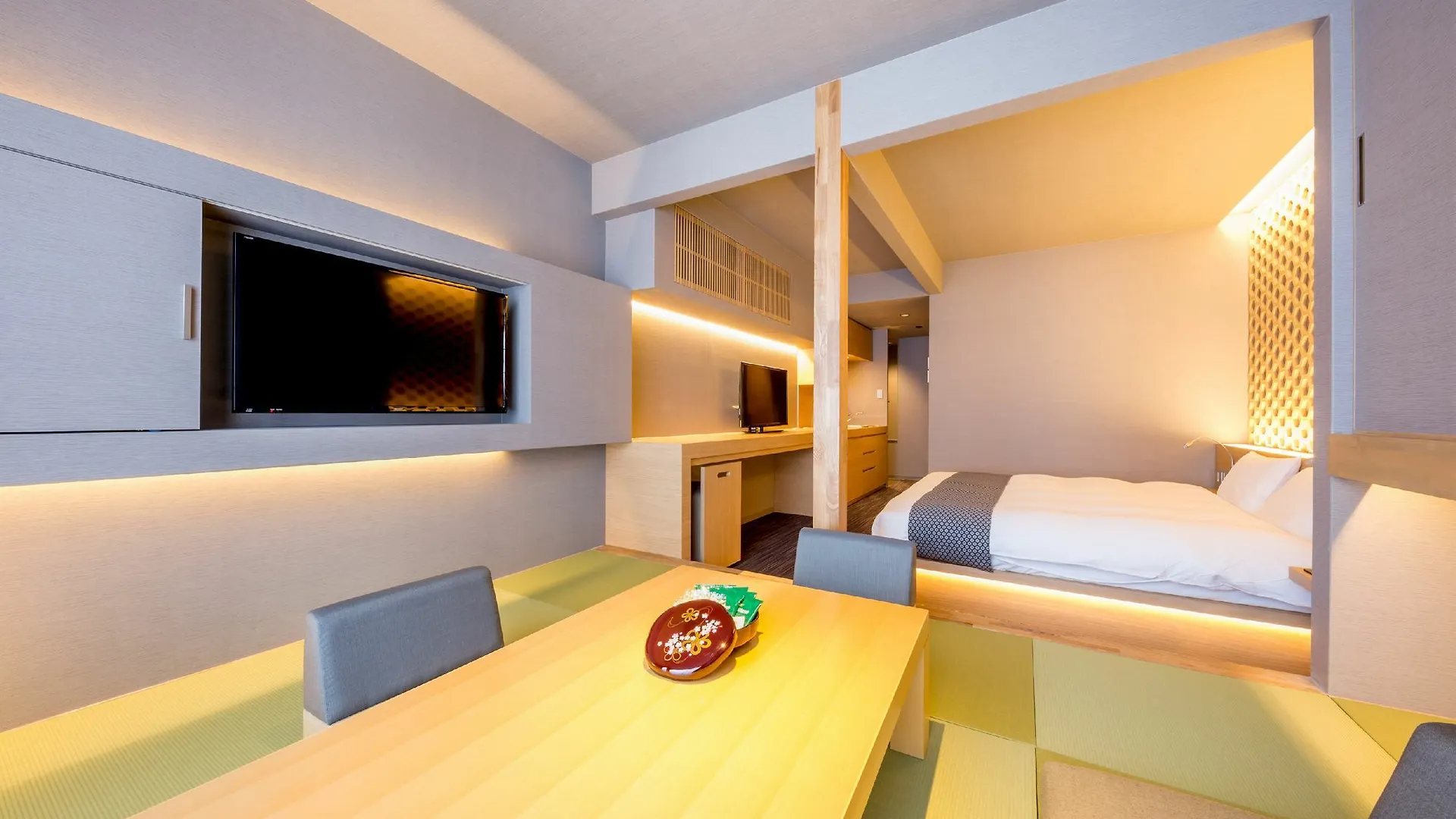 Resi Stay Kumico Amaterrace Kyōto Hotel