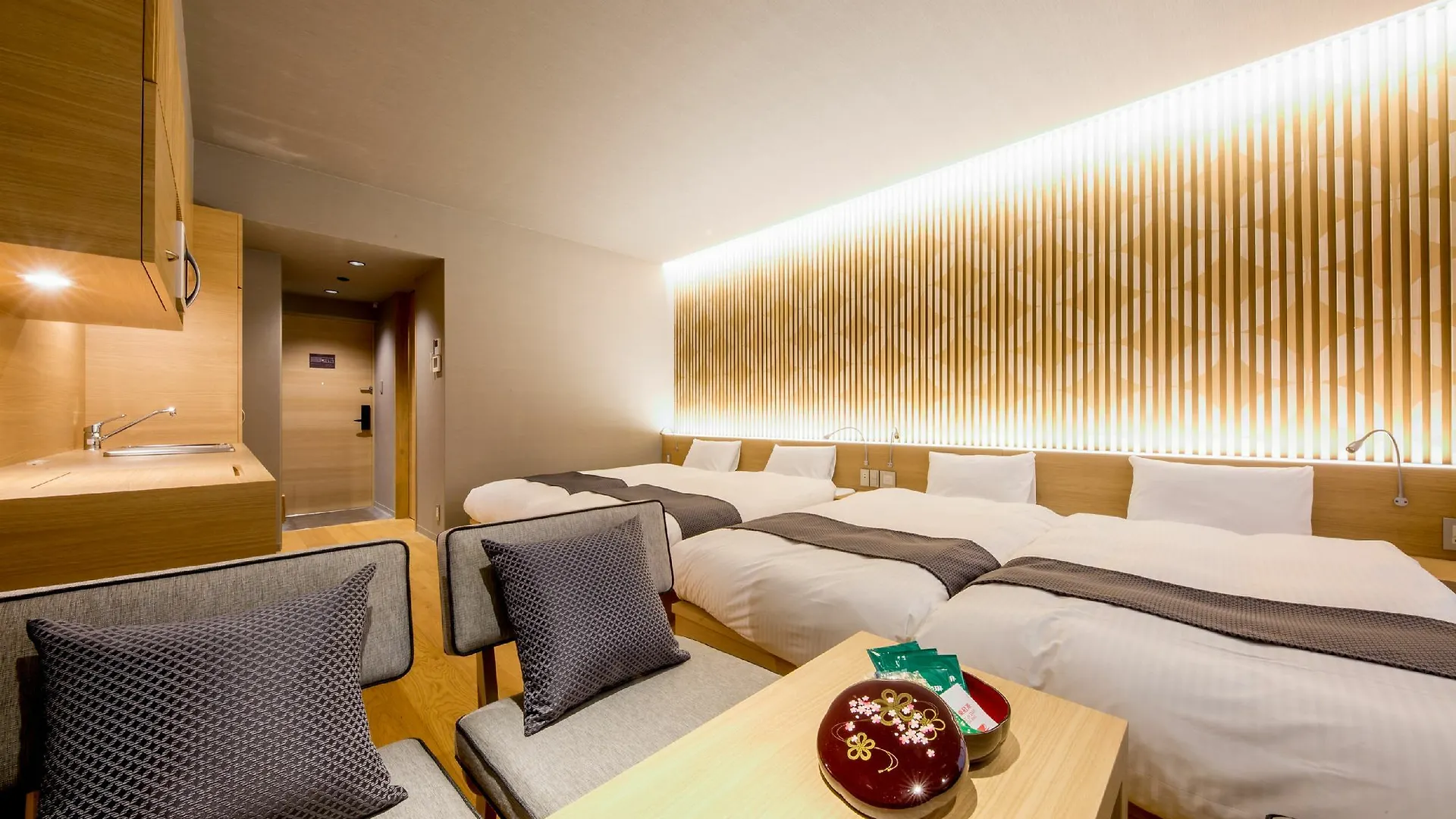 Resi Stay Kumico Amaterrace Kyōto Hotel